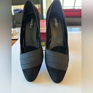 Vaneli suede wedge shoes EUC